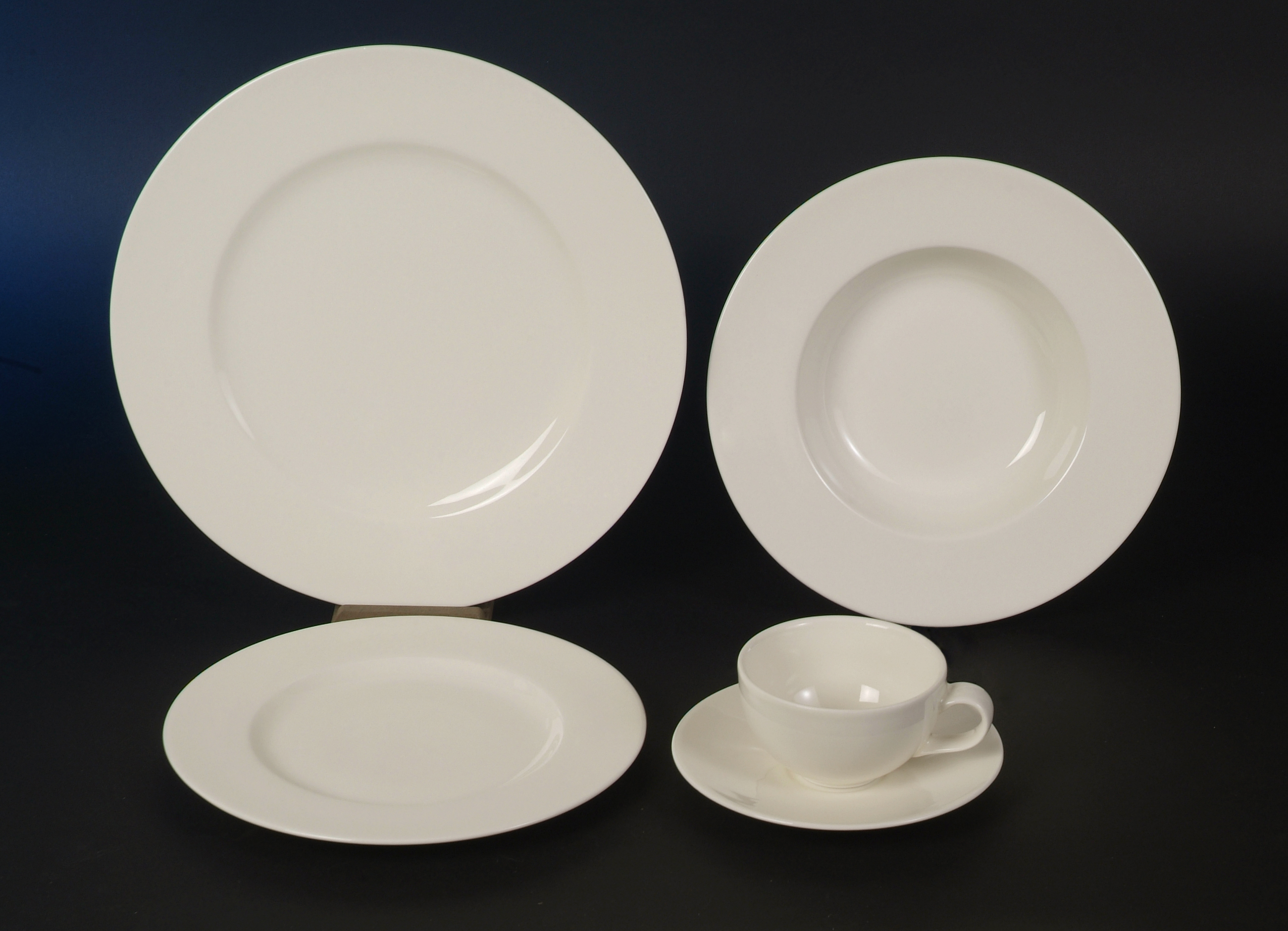 Royal Bone China Weiss Serie Zusammenstellung